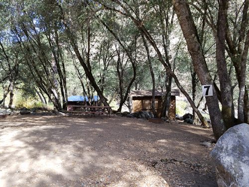 tent site 7 picnic table